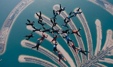 القفز بالمظلّات القفز بالمظلّات