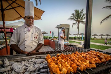 شاطئ الدلفين شاطئ الدلفين