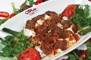 تشيتير أوسطا تشيتير أوسطا