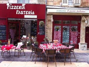 بيتساريا كاسا كستانيو بيتساريا كاسا كستانيو