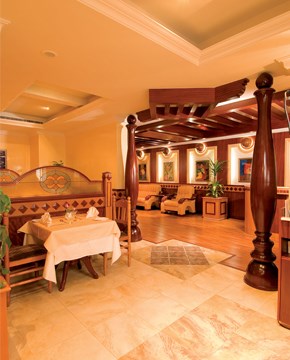 مطعم التوابل الملكي مطعم التوابل الملكي