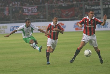 مجمع بونج كارنو الرياضي مجمع بونج كارنو الرياضي