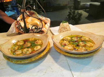 مطعم النافورة الزرقاء مطعم النافورة الزرقاء