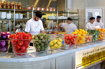 لا بتيت ميزون لا بتيت ميزون