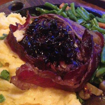 تي جي أل فرايديز تي جي أل فرايديز